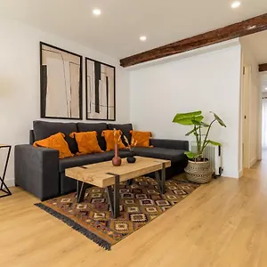 apartamento-de-diseno-en-el-corazon-de-santander.bilbaohotelsspain.com/