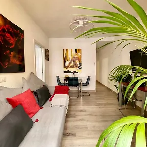 2-bedrooms-flat-50-mts-away-from-las-canteras-beach.in-canary-islands.com/